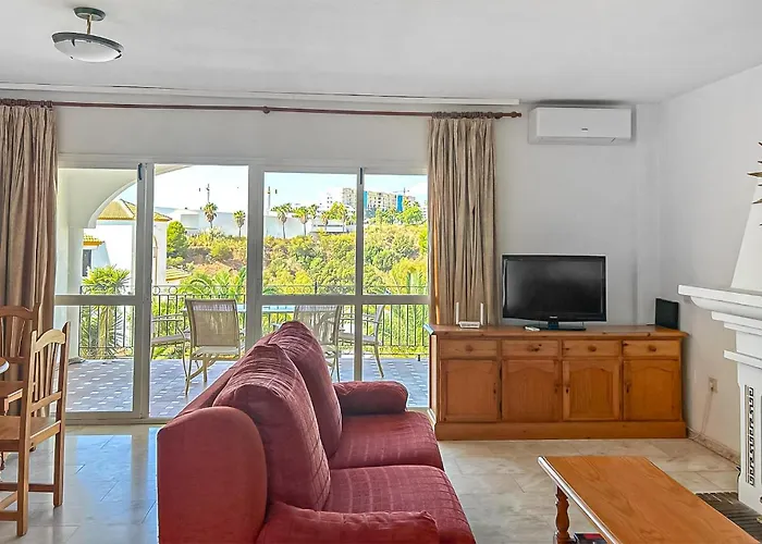 3 Bedroom Cozy In Будинок відпочинку *