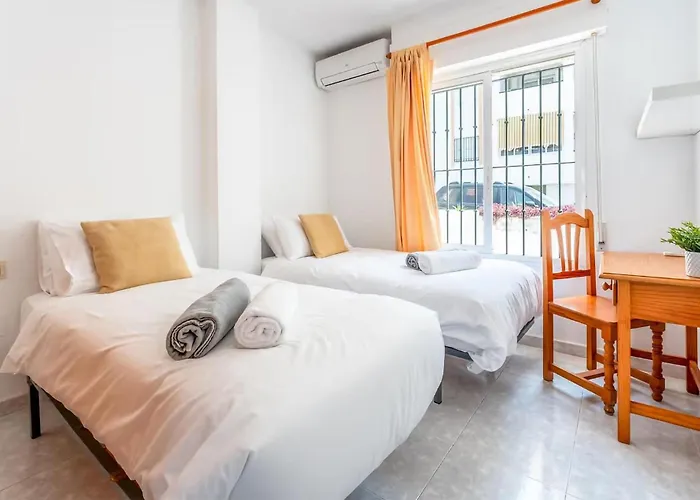 Будинок відпочинку 3 Bedroom Cozy In Фуенхірола